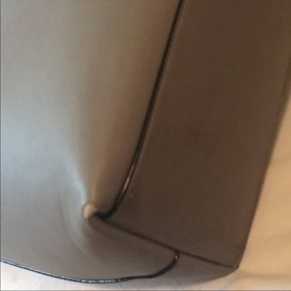 Bundle 2 Victoria’s Secret Totes NWT Black w/ Silver Tassel & 1 Gray Stu… - Picture 15 of 15